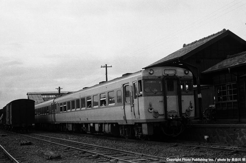 日本国有鉄道 小海線 キハ58 （1962年8月6日撮影）