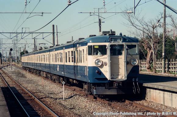 東日本旅客鉄道 成田線 クハ111 （1990年1月28日撮影）
