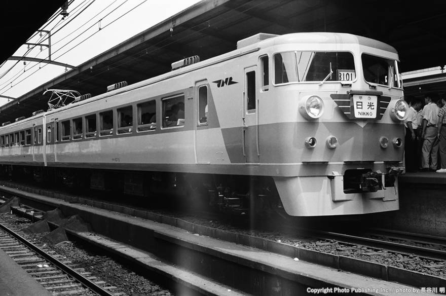 日本国有鉄道 東海道本線 クモハ157 （1959年8月20日撮影）