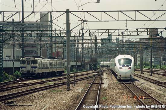 九州旅客鉄道 鹿児島本線（篠栗線） キハ674 （2001年8月24日撮影）