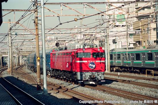 東日本旅客鉄道 東北本線 EF8182 （2000年12月28日撮影）