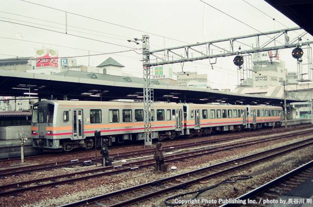 西日本旅客鉄道 津山線 キハ120 （1999年8月27日撮影）