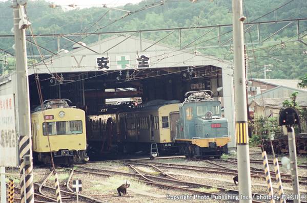 近江鉄道 近江鉄道本線 822 （2001年8月5日撮影）