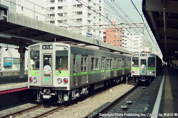 東京都交通局 新宿線 10-219 （2000年3月14日撮影）