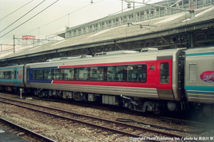 四国旅客鉄道 宇野線 2520 （1999年8月27日撮影）