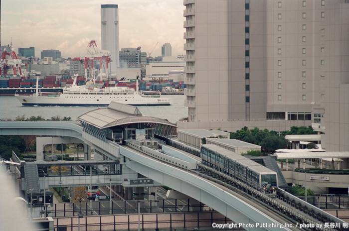 ゆりかもめ 東京臨海新交通臨海線 22 （2002年11月26日撮影）