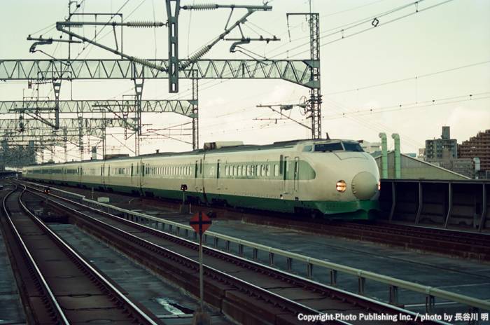 東日本旅客鉄道 上越新幹線 221 （2000年3月17日撮影）