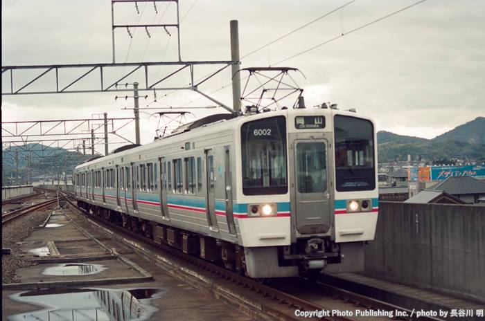 四国旅客鉄道 瀬戸大橋線 6002 （2000年11月22日撮影）
