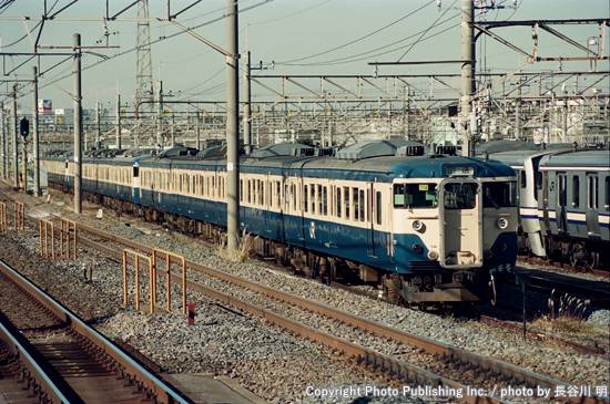 東日本旅客鉄道 総武本線 クハ111 （1999年12月21日撮影）