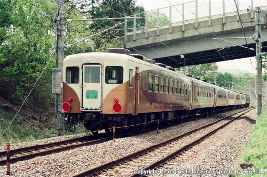 西日本旅客鉄道 中央本線 12系お座敷列車 （1993年5月16日撮影）