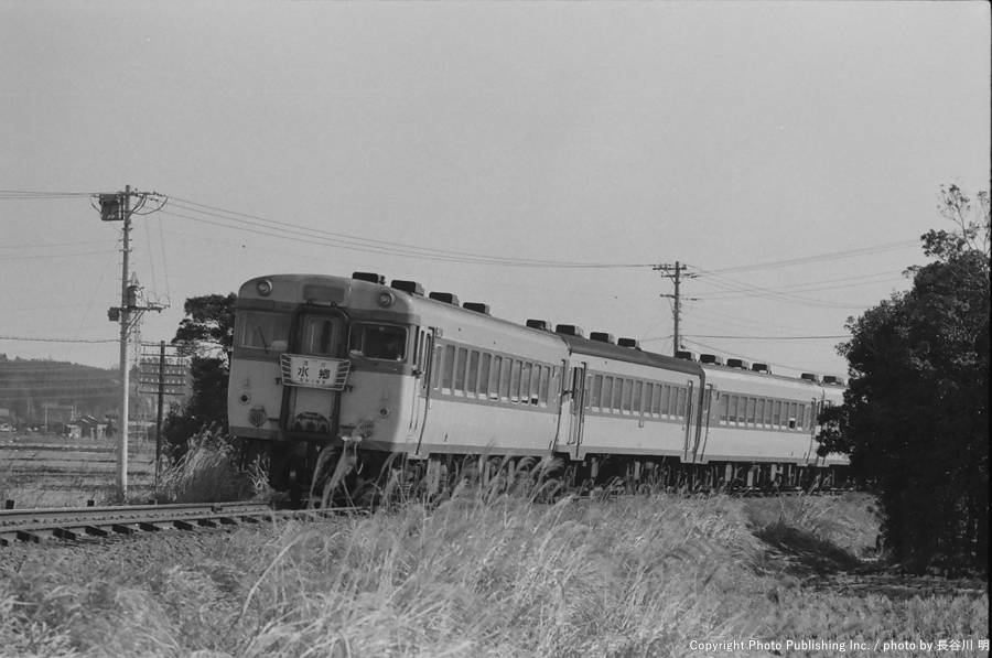 日本国有鉄道 総武本線 キハ28 （1968年2月18日撮影）