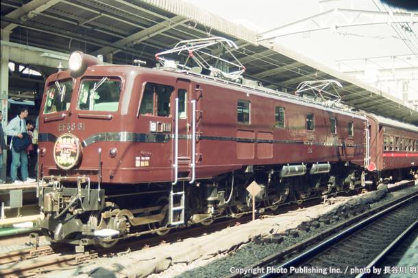 東日本旅客鉄道 東海道本線 EF5861 （2002年10月14日撮影）