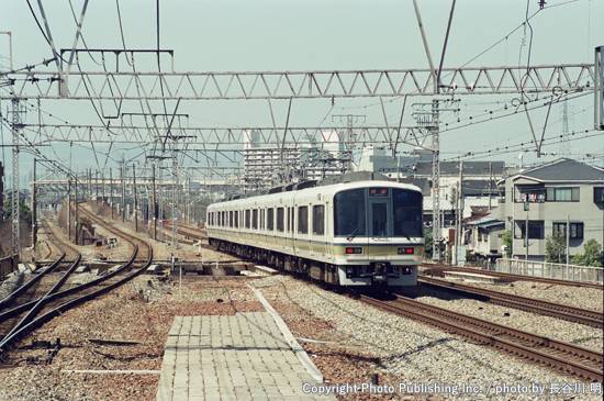 西日本旅客鉄道 東海道本線 クモハ221 （2001年3月26日撮影）