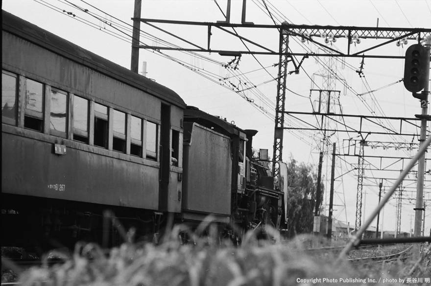 日本国有鉄道 総武本線 オハフ61267 （1967年8月13日撮影）